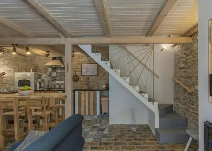 Tilia Villa Manjadvorci