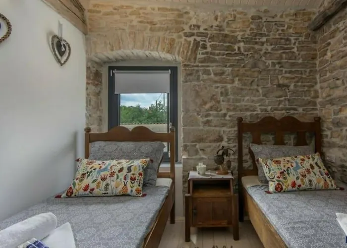 Villa Tilia Manjadvorci