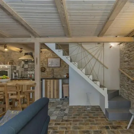 Tilia Villa Manjadvorci
